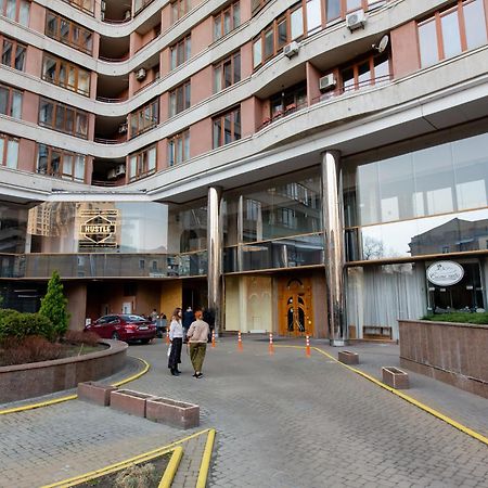 Apartments On Zhilyanskaya Street 59 Kiev Buitenkant foto